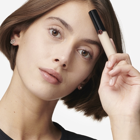 Armani Power Fabric+ Concealer Kauapüsiv peitekreem