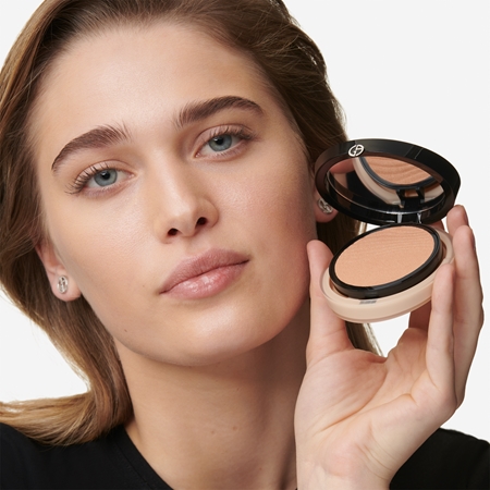 Armani Luminous Silk Glow Fusion Face Powder πούδρα σε μορφή compact για λάμψη