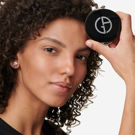 Armani Beauty Luminous Silk Aufhellendes Kompakt-Puder