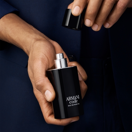 Armani Code парфумована вода для чоловіків