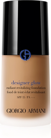 Armani Designer Glow Foundation maquillaje rejuvenecedor e iluminador SPF 15