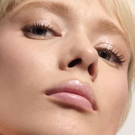 Armani Prisma Glass Icy Plumper gloss para um volume extra