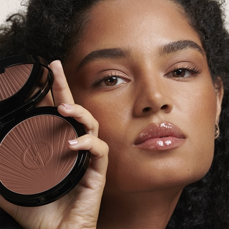 Armani Luminous Silk Creamy Bronzing Powder Bronzer