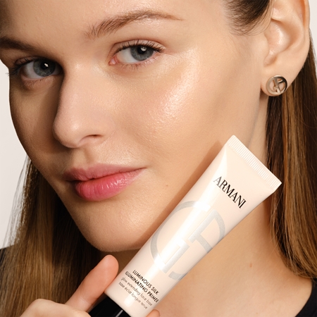 Armani Luminous Silk Illuminating Primer long-lasting makeup primer
