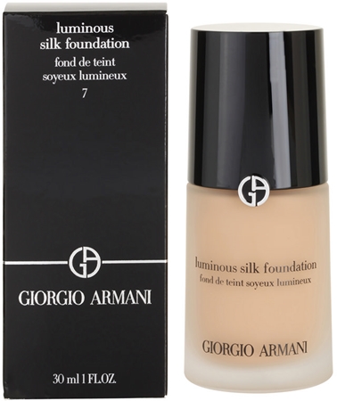 Armani Luminous Silk Foundation base iluminadora