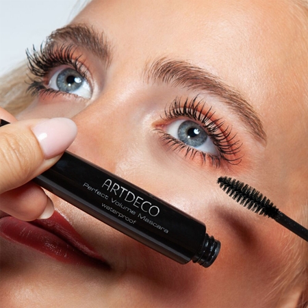 ARTDECO Perfect Volume Mascara Waterproof řasenka pro objem a natočení řas voděodolná