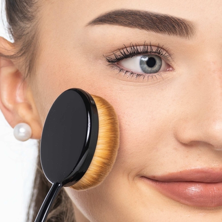 ARTDECO Large Oval Brush Premium Quality pędzel do płynnego make-upu