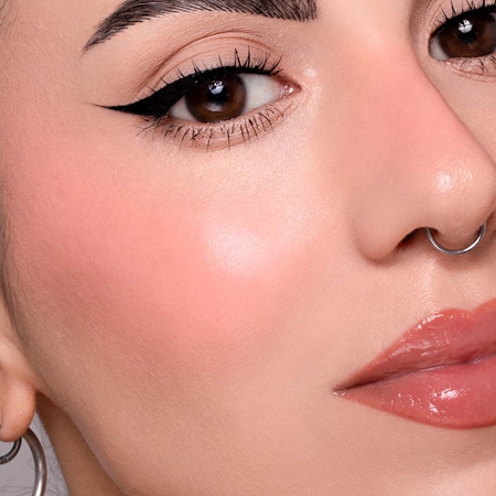 Astra Make-up IDENTISTICK kremasto rumenilo u sticku