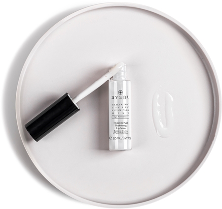 Avant Age Nutri-Revive Hyaluronic Acid Replenishing Lip Serum zorg voor het vergroten van het volume van de lippen met Glad makende Effect