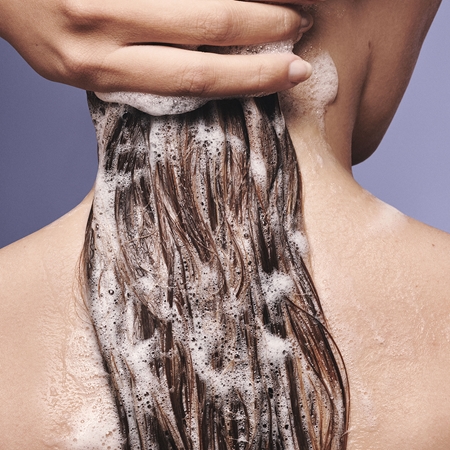 Aveda Invati Advanced™ Exfoliating Rich Shampoo Djupt ren- och klargörande schampo med exfolierande effekt