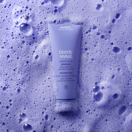 Aveda Blonde Revival™ Purple Toning Shampoo champô com tom violeta