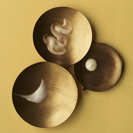 Aveda Be Curly™ Enhancer στάιλινγκ κρέμα για ορισμό των κυμάτων