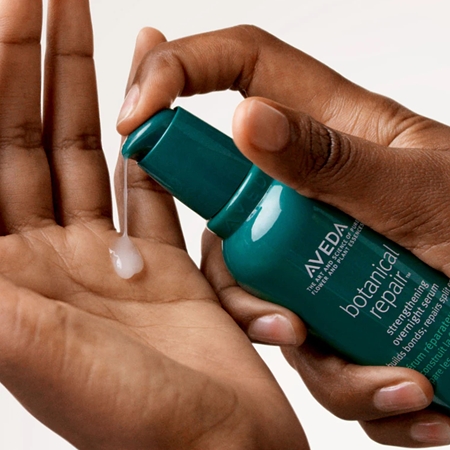 Aveda Botanical Repair™ Strengthening Overnight Serum noční obnovující sérum na vlasy