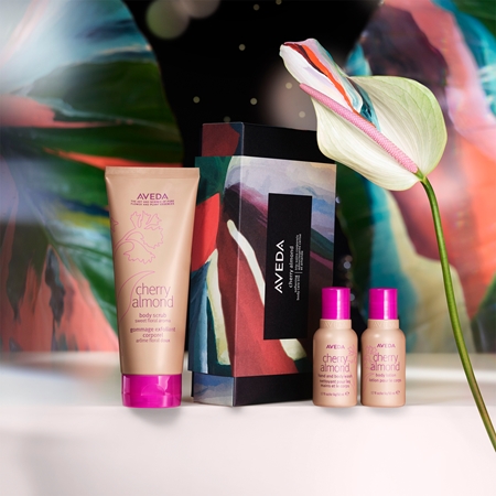 Aveda Cherry Almond Softening Body Care Trio Geschenkset (für den Körper)