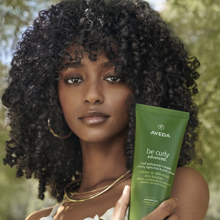 Aveda Be Curly Advanced™ Curl Enhancer Cream stiling krema za definicijo valov