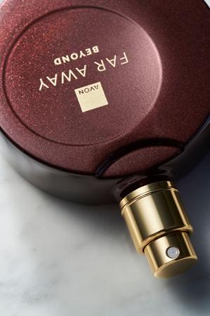 Avon Far Away Beyond Eau de Parfum da donna