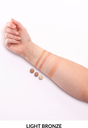 Avon Ultra Colour Pearls brončane perle za lice