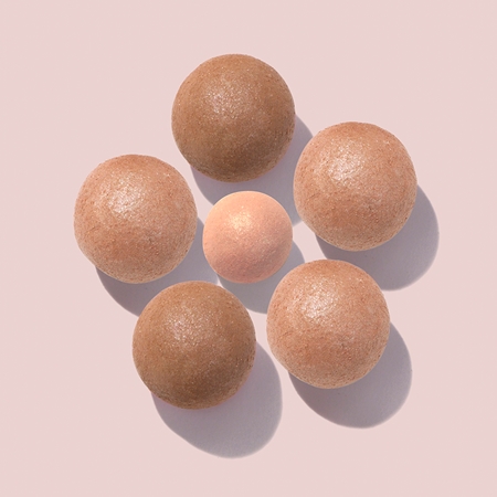 Avon Ultra Colour Pearls bronzové tónovacie perly