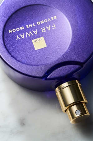 Avon Far Away Beyond The Moon Eau de Parfum για γυναίκες