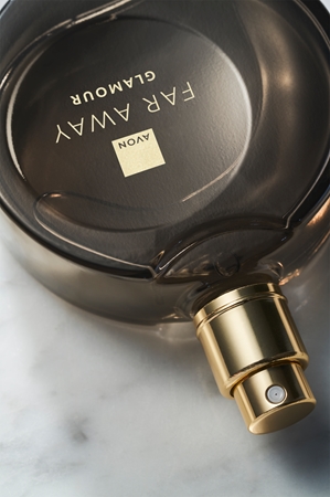 Avon Far Away Glamour Eau de Parfum para mulheres