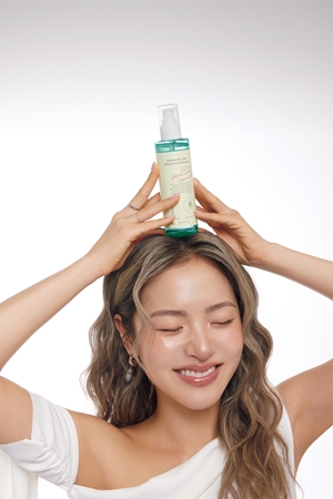 AXIS-Y 6+1+1 Advanced Formula Quinoa One-Step Balanced Gel Cleanser gel démaquillant et nettoyant peaux sensibles