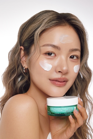 AXIS-Y 6+1+1 Advanced Formula Cera-Heart My Type Duo Cream Moisturizing and Nourishing Cream