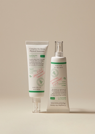 AXIS-Y 6+1+1 Advanced Formula Complete No-Stress Physical Sunscreen Light Protective Moisturiser SPF 50+