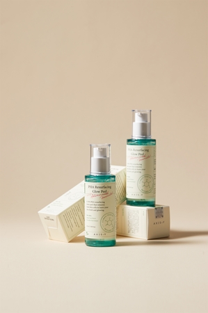 AXIS-Y 6+1+1 Advanced Formula PHA Resurfacing Glow Peel Exfoliating Face Cleanser with a brightening effect