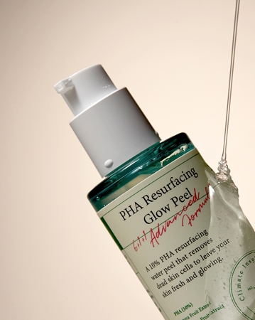 AXIS-Y 6+1+1 Advanced Formula PHA Resurfacing Glow Peel Exfoliating Face Cleanser with a brightening effect