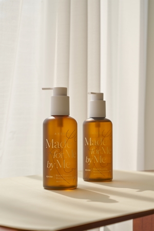 AXIS-Y ay&me Biome Resetting Moringa Cleansing Oil Deep Cleansing Oil with a brightening effect