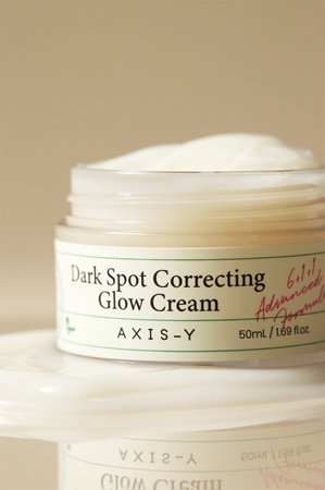 AXIS-Y 6+1+1 Advanced Formula Dark Spot Correcting Glow Cream Moisturizing Gel Cream for skin with hyperpigmentation