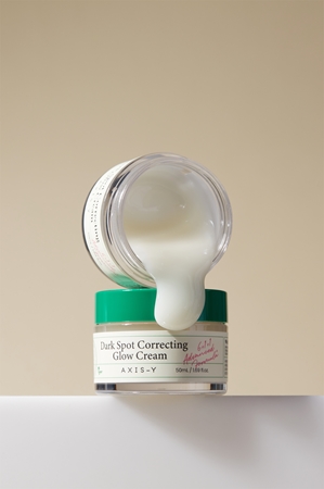 AXIS-Y 6+1+1 Advanced Formula Dark Spot Correcting Glow Cream Moisturizing Gel Cream for skin with hyperpigmentation