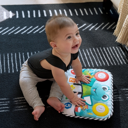 Baby Einstein Neptune's Kick & Explore™ interaktív játék