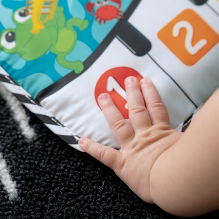 Baby Einstein Neptune's Kick & Explore™ interaktív játék