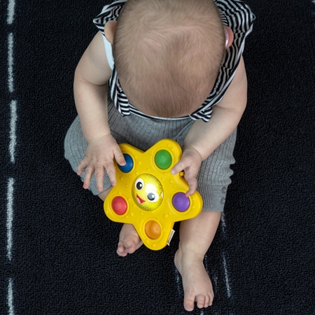 Baby Einstein Pop & Glow Starfish activity toy