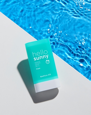Banila Co. hello sunny Fresh Essence Sun Stick слънцезащитен крем в стик SPF 50+