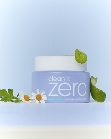 Banila Co. clean it zero Cica-Relief calming baume démaquillant et purifiant pour peaux sensibles et intolérantes