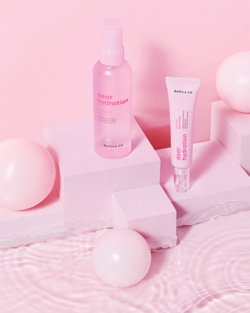 Banila Co. dear hydration bounce eye cream ανανεωτική κρέμα ματιών για την αντιμετώπιση του πρηξίματος και των μαύρων κύκλων