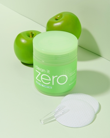 Banila Co. clean it zero Green Peel Toner Pad blazinice za piling lica za masno i problematično lice