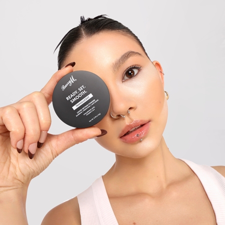 Barry M Ready Set Smooth matirajoč puder v prahu