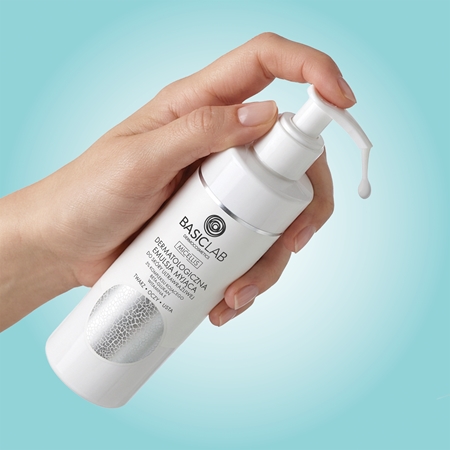 BasicLab Dermocosmetics Micellis delikatna emulsja oczyszczająca do bardzo wrażliwej skóry