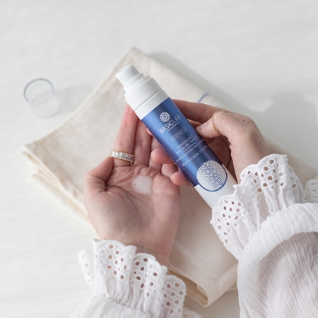BasicLab Dermocosmetics Esteticus gelasta emulzija z vlažilnim učinkom