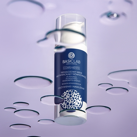 BasicLab Dermocosmetics Complementis vyvažujúci hydratačný krém výživná textúra