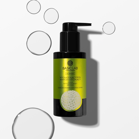 BasicLab Dermocosmetics Acidumis smoothing exfoliator for the face