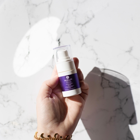 BasicLab Dermocosmetics Esteticus korrigierendes Serum gegen Pigmentflecken