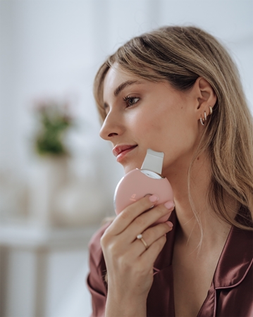 Beautifly B-Scrub Perfume Blush multifunktionell UV-spatel