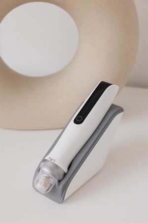 Beautifly CollagenBoost Mesotherapie mit Microinjektionen zur Stimulation des Haarwachstums