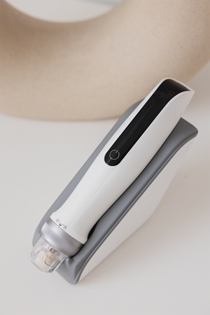 Beautifly CollagenBoost Mesotherapie mit Microinjektionen zur Stimulation des Haarwachstums