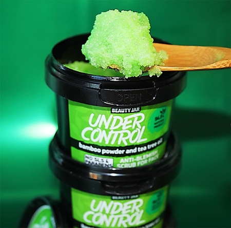 Beauty Jar Under Control cleansing scrub for problem skin