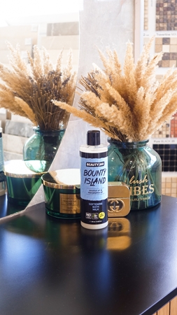 Beauty Jar Bounty Island latte da bagno con olio di cocco